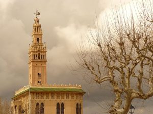 Edifici de la Giralda a l'Arboç, Baix Penedès.